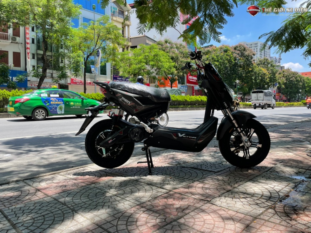 Động cơ và hiệu suất vận hành
