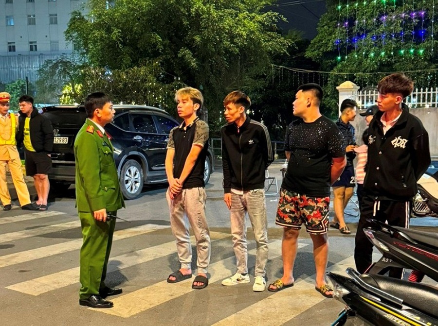 Khi lạng lách, đánh võng trở thành “thú vui” chết người: Hồi chuông cảnh tỉnh cùng những hình phạt nghiêm khắc