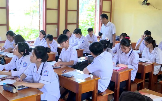 Kỳ thi và xét tốt nghiệp THPT từ năm 2025: Thi 2 môn bắt buộc và 2 môn tự chọn