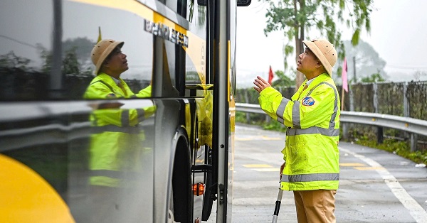 Đề xuất lao động công ích cho người vi phạm giao thông: Giải pháp nâng cao ý thức và trật tự xã hội